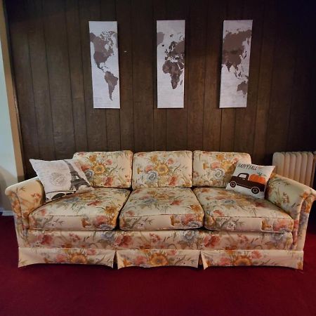 6 Minutes From The Falls! Spacious 2Nd Floor Apartment Sleeps 5 Niagara Falls Kültér fotó