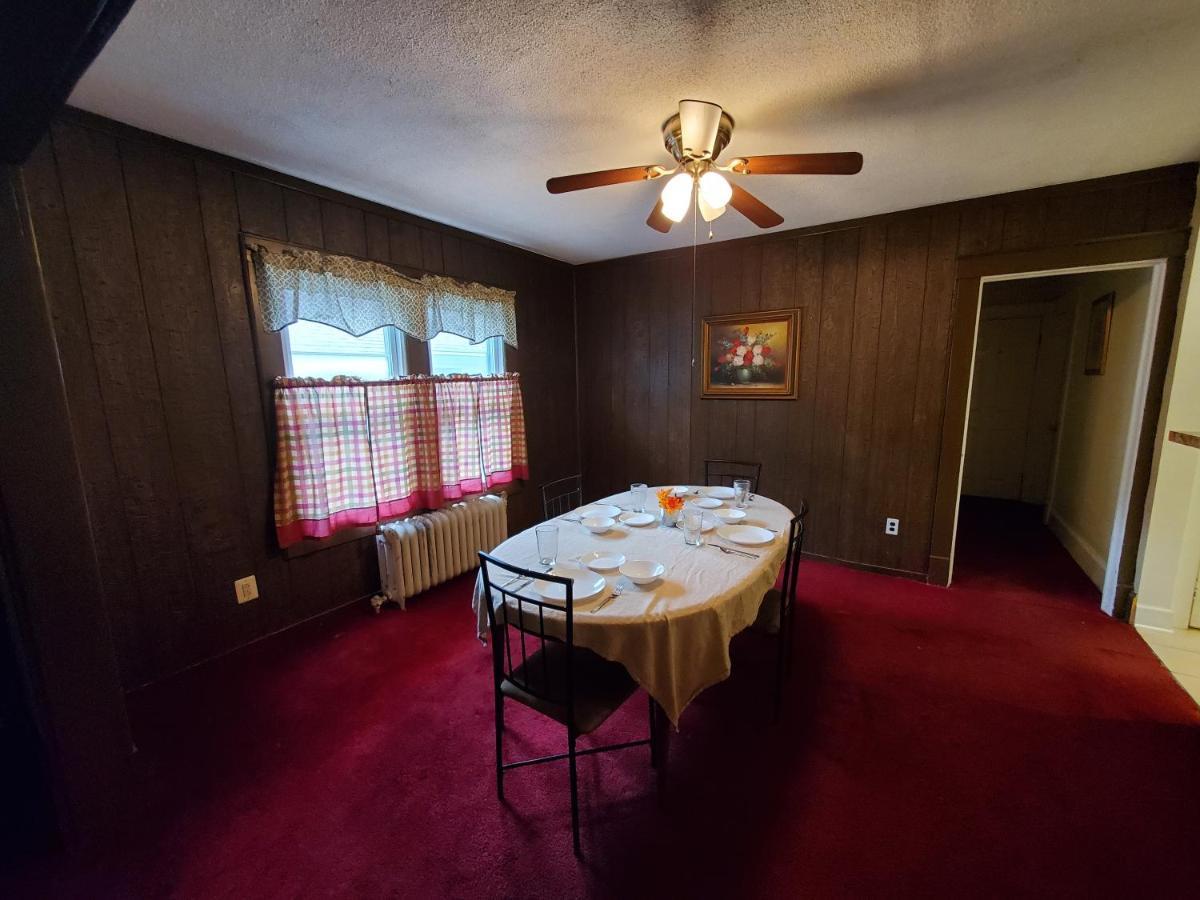 6 Minutes From The Falls! Spacious 2Nd Floor Apartment Sleeps 5 Niagara Falls Kültér fotó
