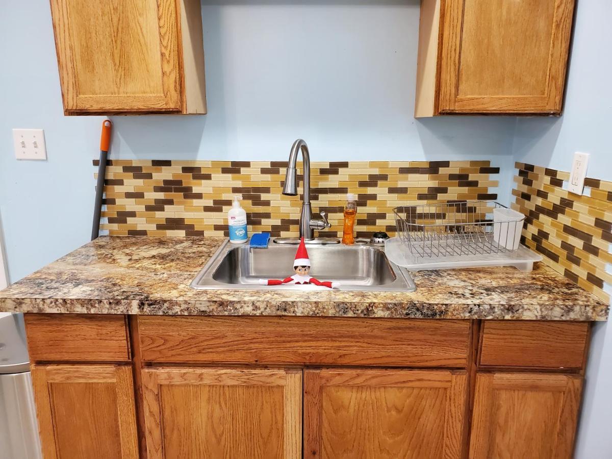 6 Minutes From The Falls! Spacious 2Nd Floor Apartment Sleeps 5 Niagara Falls Kültér fotó